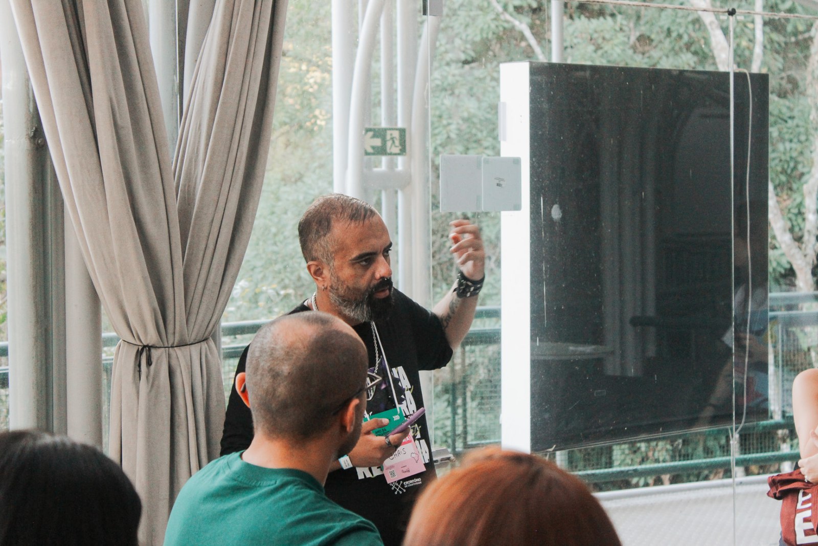 Chris Paes — assessoria estratégica de marketing